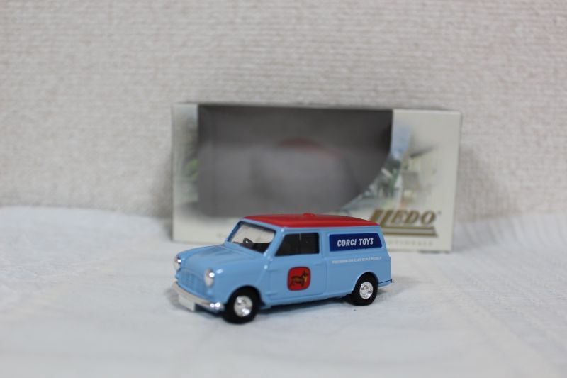 画像1: 【イギリス】Lledo　ミニカー　ミニバン　Corgi Toys ロゴ